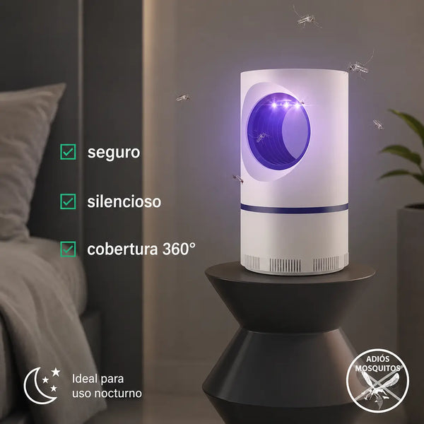 Primer plano de la luz ultravioleta de la trampa atrayendo zancudos en la oscuridad