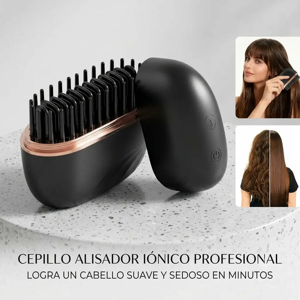 Mini peine alisador inalámbrico rosado pastel con acentos rose gold sostenido en la palma de la mano