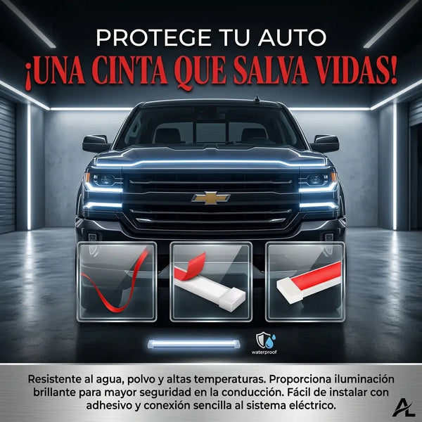 Los 2 cables de la cinta LED conectados a la caja de fusibles del carro